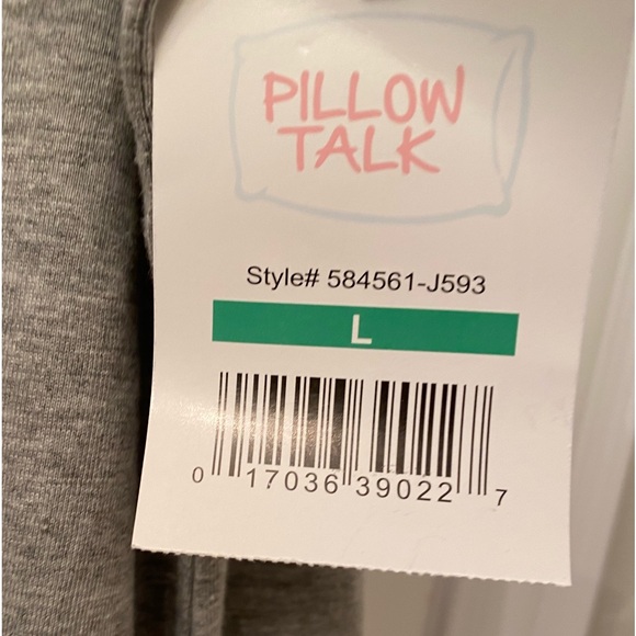 NWT Pillow Talk Women’s Size Large Nightgown in Grey with Embroidery on Front - Picture 8 of 10